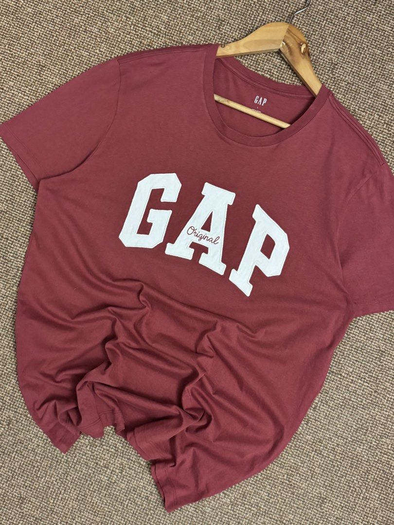 GAP Tee (Category: Tshirts & Polo Shirts) located in Kuala Terengganu. Submitted by nyaastoremy. (Listing ID 1465684567, Image 2). Description: Interested? Check it for more details. Rasa mahal nego sampai jadi‼️Follow like and share thanks🫶🏻 📌pit: 22 📌labuh: 29 👆🏼condition baju seperti dalam gambar👆🏼 🚚siap post plus rm10 🫂DFOD ON.