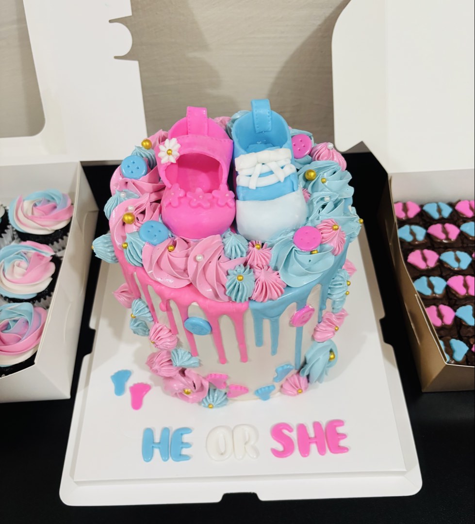 Gender reveal Cakes (Halal), Food & Drinks, Homemade Bakes on Carousell