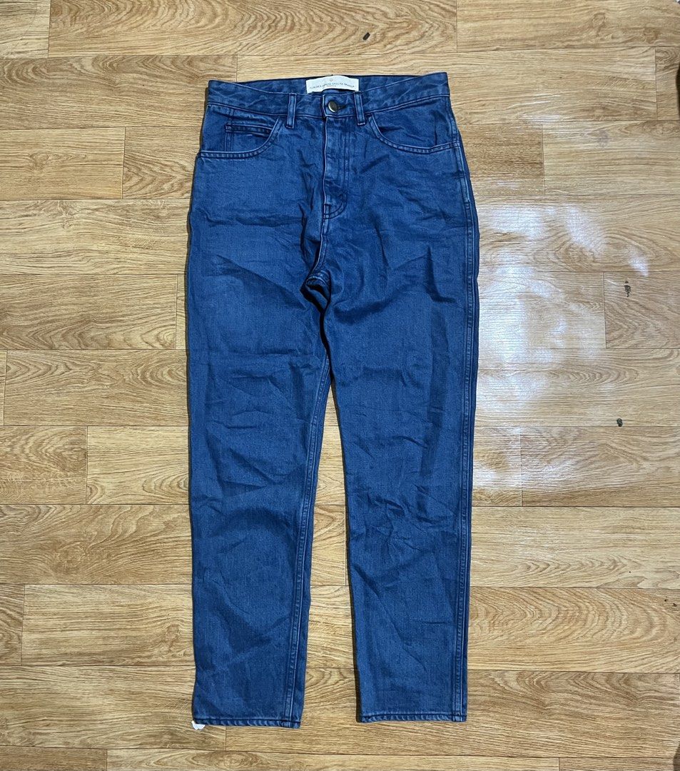 GGDB DENIM PANTS (Category: Luxury Apparel) located in Zamboanga. Submitted by alterramz08 (Listing ID 1465738392, Image 1). Description: GGDB DENIM PANTS SIZE 28 Length 36.5 Thigh 10.5 Leg Opening 6 Verygood Condition Price : 1,000 Pesos.