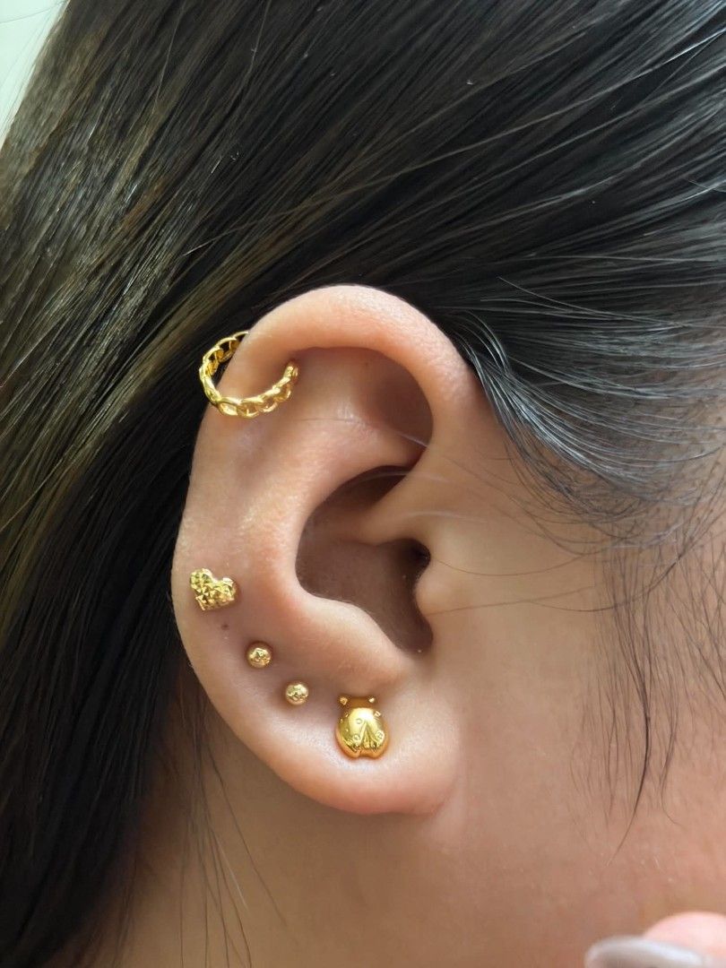 Gold Ladybug Stud Earrings (Category: Earrings) located in Caloocan City. Submitted by michelle.golveo (Listing ID 1465754774, Image 2). Description: Sold per pair Silicon pakaw Japan gold.