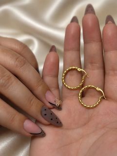 (Category: ) located in . Submitted by michelle.golveo (Listing ID 1465754454, Image 1). Description: .