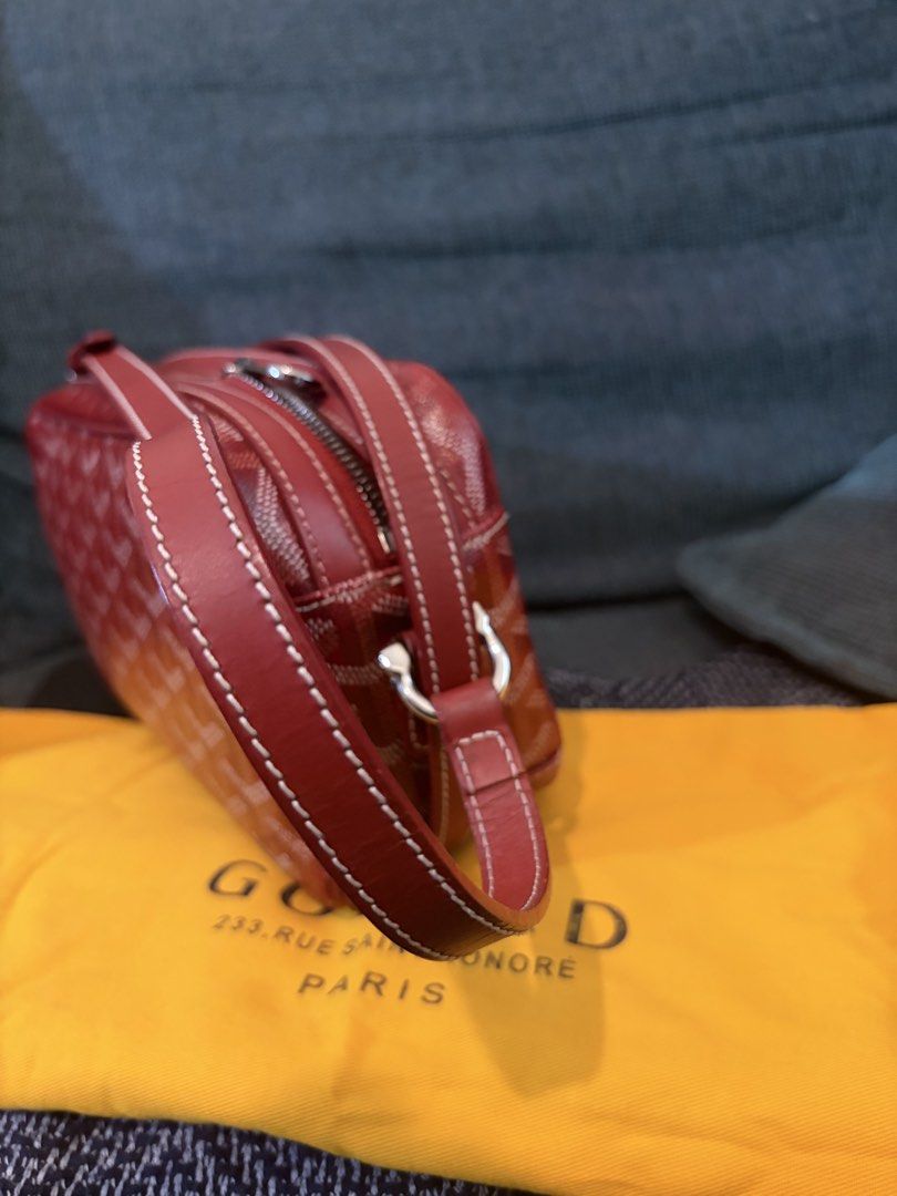 *Goyard Cap Vert (Red) with Certificate* (Category: Luxury Bags & Wallets) located in Mandaluyong City. Submitted by localbudol (Listing ID 1465602283, Image 3). Description: .