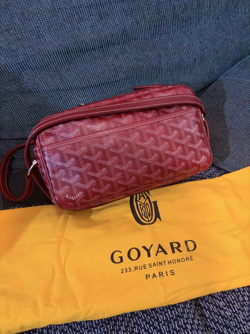 *Goyard Cap Vert (Red) with Certificate* (Category: Luxury Bags & Wallets) located in Mandaluyong City. Submitted by localbudol (Listing ID 1465602283, Image 2). Description: .