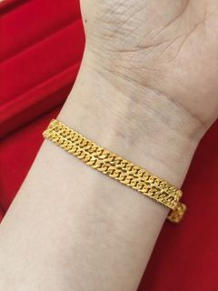 916 Gold Bracelet Collection item 1