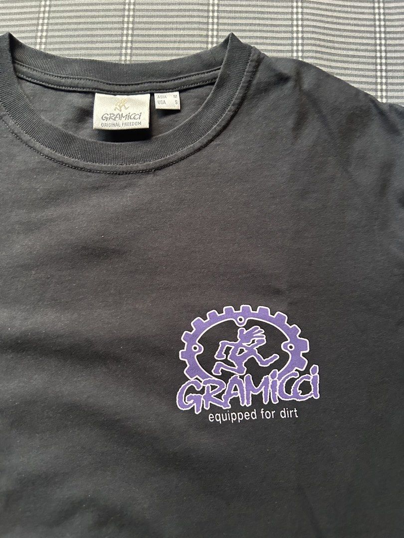 Gramicci Long Sleeves (Category: Tshirts & Polo Shirts ) located in Quezon City. Submitted by sanchumico_ (Listing ID 1465622720, Image 1). Description: Gramicci Long Sleeves Size M | Used Twice L: 28" W: 19.5" ₱1490 🚛 Lalamove, J&T, LBC 📍 Fairview, Quezon City .