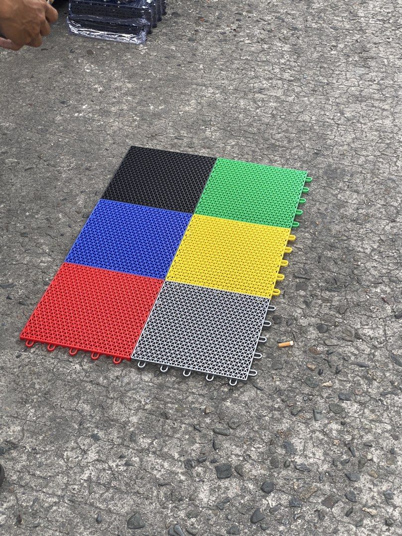 Grid Tiles (Category: Table Linen & Textiles) located in Manila. Submitted by ryegoodguy (Listing ID 1465630955, Image 1). Description: Grid Tiles / Auto Detailing Matting / Carwash Matting / Anti-Slip Flooring 24.5cm x 24.5cm x 1.1cm ₱45 per pc No Minimum Quantity Available Colors: Red Blue Green Yellow Black Gray 📍Sampaloc, Manila .