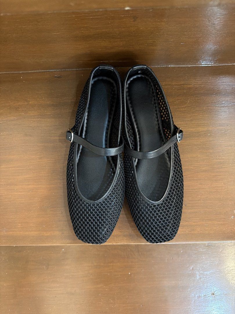 GU Black Mary Jane mesh flats (Category: Flats & Sandals) located in San Juan City. Submitted by hazeldee (Listing ID 1465719488, Image 1). Description: - Style: Black Mary Jane flats with a trendy square toe - Material: Full breathable mesh construction for all-day comfort - Details: Thin adjustable strap with a sleek silver buckle - Design: Convenient slip-on style with flat soles - Condition: Brand new / Excellent quality - Perfect for: Casual