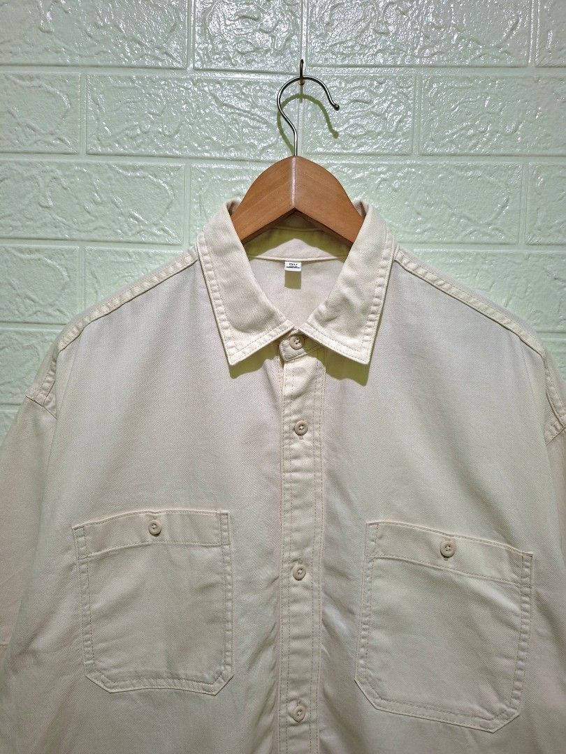 GU BOXY WORK SHIRT - LARGE (Category: Coats, Jackets and Outerwear) located in Cebu City. Submitted by uniqloarchives_ (Listing ID 1465689214, Image 3). Description: GU BOXY WORK SHIRT - LARGE BEST FIT LARGE - XL WIDTH: 24 LENGTH: 26 📌EXCELLENT CONDITION 📌COLOR RATE: 10/10 📌 WASHED READY TO WEAR 📌 NO ISSUES 📍LOCATION:CEBU CITY 📦COURIER:J&T or MAXIM COD 🏷️₱550 + sf.