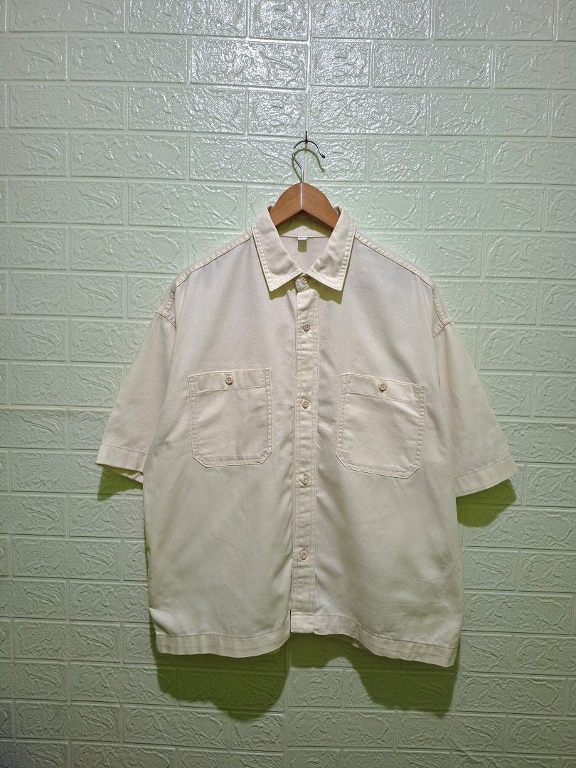 GU BOXY WORK SHIRT - LARGE (Category: Coats, Jackets and Outerwear) located in Cebu City. Submitted by uniqloarchives_ (Listing ID 1465689214, Image 2). Description: GU BOXY WORK SHIRT - LARGE BEST FIT LARGE - XL WIDTH: 24 LENGTH: 26 📌EXCELLENT CONDITION 📌COLOR RATE: 10/10 📌 WASHED READY TO WEAR 📌 NO ISSUES 📍LOCATION:CEBU CITY 📦COURIER:J&T or MAXIM COD 🏷️₱550 + sf.