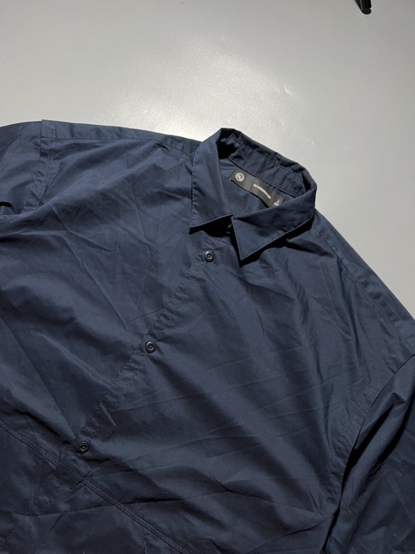 GU x Undercover Nylon Button Down Polo (Category: Tshirts & Polo Shirts ) located in Quezon City. Submitted by metro_junkie.ph (Listing ID 1465708282, Image 3). Description: GU x Undercover Nylon Button Down Polo Size Large on Tag, Fits XL (24 x 32) Excellent Condition Nylon Material *GU Undercover Script Engraved on Pullers No any Flaw/Issue(s) All Detail Posted 880 + SF.