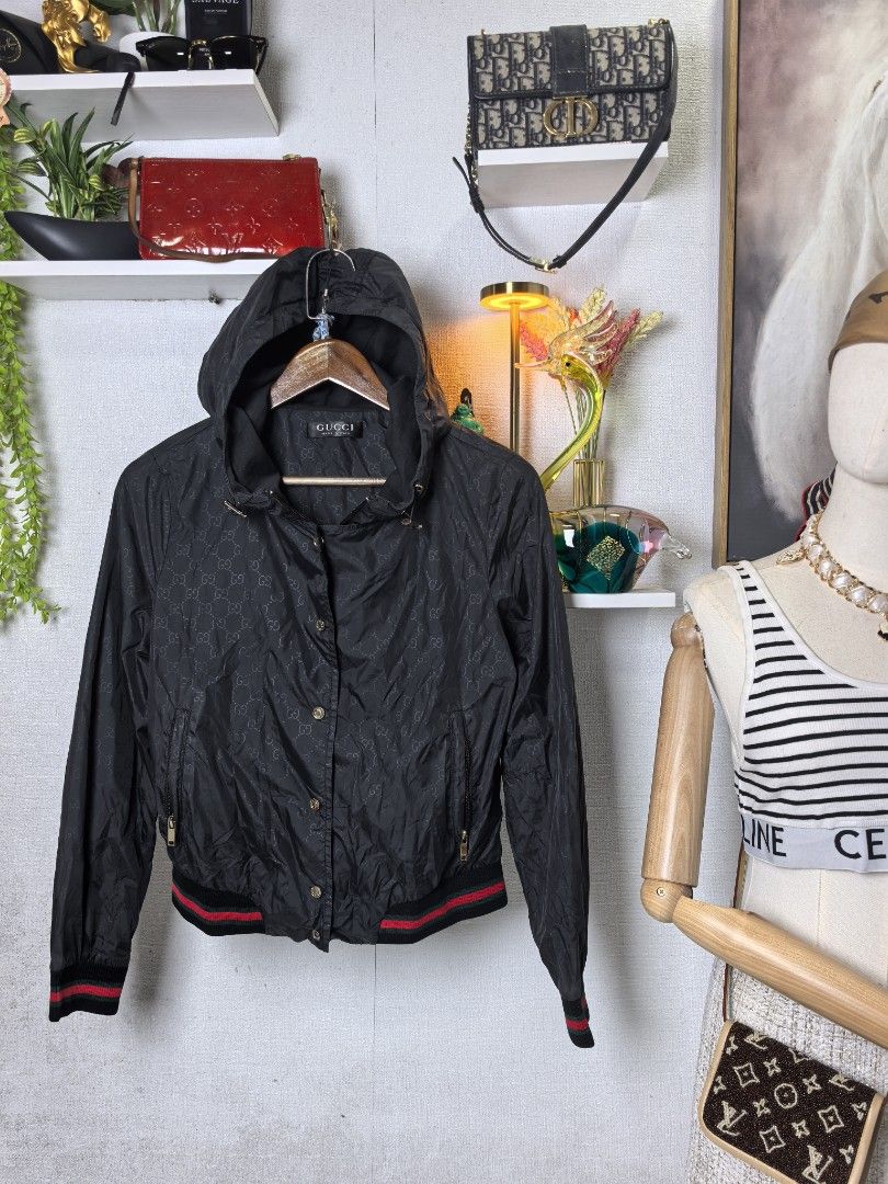 Gucci jacket monogam GG (Category: Luxury Apparel) located in Baguio. Submitted by ashzachary (Listing ID 1465701610, Image 1). Description: Gucci jacket monogam GG Condition :Excellent condition Color rate 10/10 Size :Medium Inches:W/L No issues No flaws Super ganda sa personal Pm. More details Good quality Plsss 📌No Bogus 📌No return MOP What you see is what you get PALAWAN, CEBUNA GCASH AND BDO Reminder😊 We're selling thrifted clothes so ple