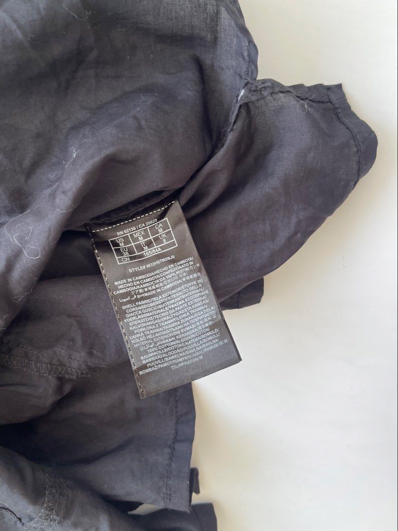 Guess Black Classic Collared Longsleeve (Category: Longsleeves) located in Bacolod City. Submitted by euniceclothing_coph (Listing ID 1465746226, Image 3). Description: Like new Linen fabric Medium but fits XS-Small.