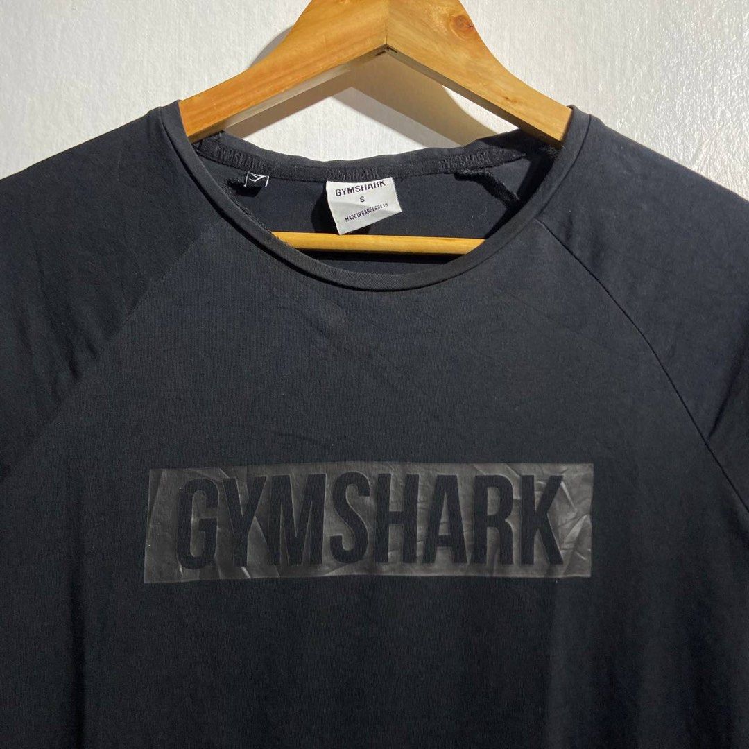 Gymshark Block Shirt (Category: Activewear) located in Jamindan. Submitted by suecyyythrift (Listing ID 1465662770, Image 3). Description: Gymshark Block Shirt Pa Dry fit ung tela Small on Tag 18x29 Excellent Condition No issue.