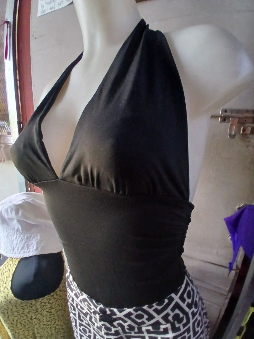 Halter plain black bodysuit (Category: Others Tops) located in Quezon City. Submitted by charchartindahan (Listing ID 1465615136, Image 2). Description: 🔴Bnew, kindly check the photo & need wash before use 🔴Gcash payment, by pick up & Jrs Express 🔴loc.near U.P Diliman Q.V C.