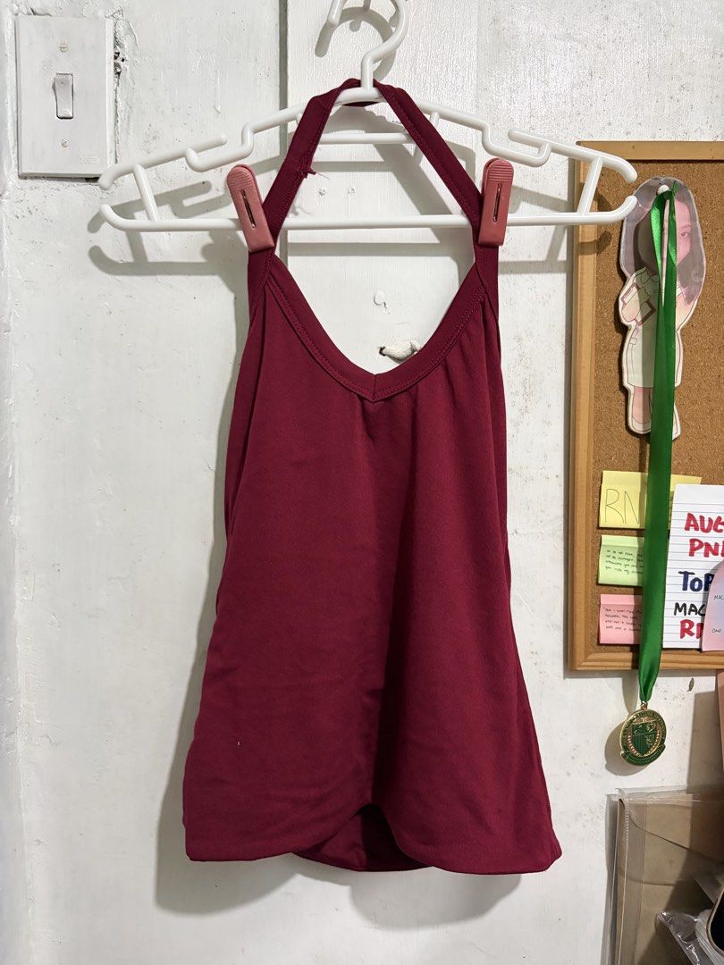 Halter Top (Category: Others Tops) located in Quezon City. Submitted by berrystrawng (Listing ID 1465683548, Image 3). Description: ₱70 each.