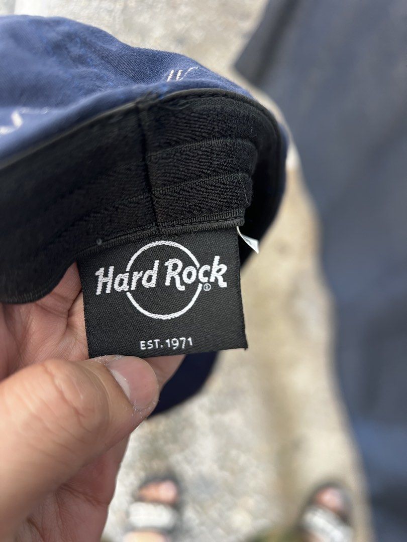 Hard rock cap (Category: Caps & Hats) located in Manila. Submitted by corruptdot (Listing ID 1465618860, Image 3). Description: .