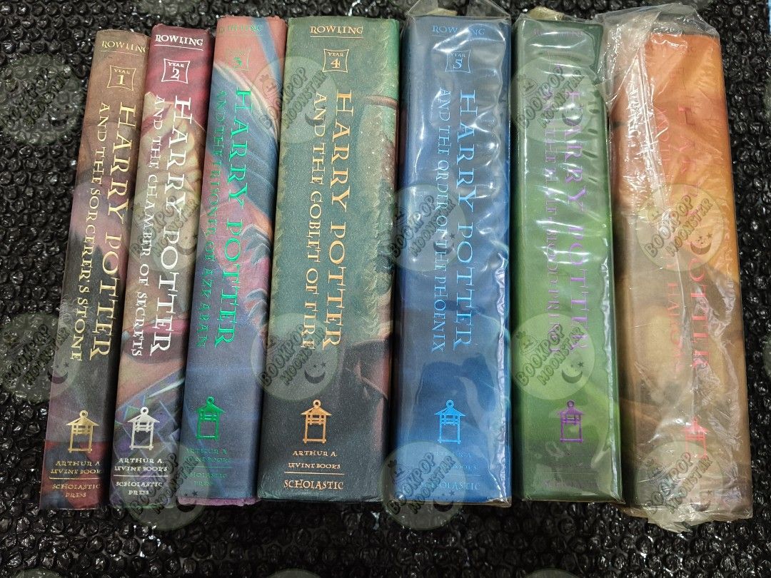 Harry Potter Complete set books 1-7 (Hardbound) (Category: Storybooks) located in Cebu City. Submitted by bookmoo (Listing ID 1465579648, Image 1). Description: Harry Potter Books 1-7 hardbound Set - 6,500 If individual pm me The Sorcerer's Stone The Chamber of Secrets The Prizoner of Azkaban The Goblet of Fire The Order of the Phoenix The Half Blood Prince The Deathly Hallows - in good condition - some books are like new - some books have dust i