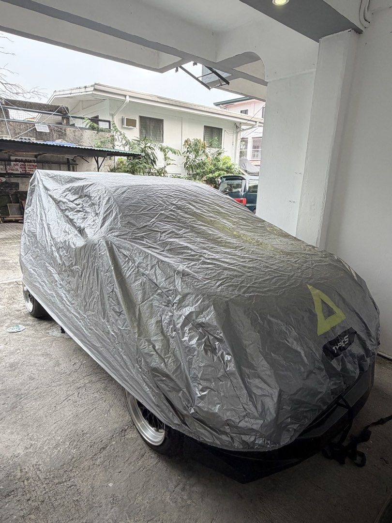 Hatchback Car Cover (Category: Everything Else Others) located in Manila. Submitted by finderskeepersmnl_092026 (Listing ID 1465700034, Image 1). Description: - Product: Hatchback Car Cover - Color: Silver - Features: Durable material, snug fit for hatchbacks, easy to secure - Meetup Location: The Annex, SM City North EDSA, Quezon City.