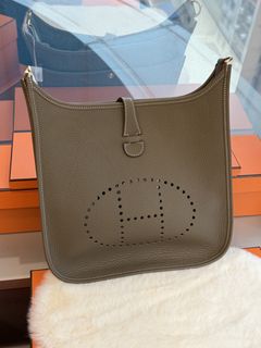 （分類：）位於 。 由 kakaboutique 提交（商品編號 1465706509，圖片 1）。簡介： 。