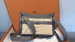 （分類：）位於 。 由 masasa898841041 提交（商品編號 1465626174，圖片 1）。簡介： 。