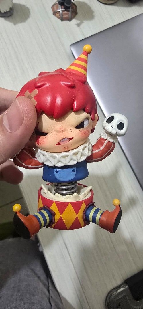 Hirono Creepy clown (Category: Designer & Blind Box Toys) located in Manila. Submitted by luckyphoenix-e629db (Listing ID 1465589183, Image 1). Description: Complete w/ Box, Foil and Card.