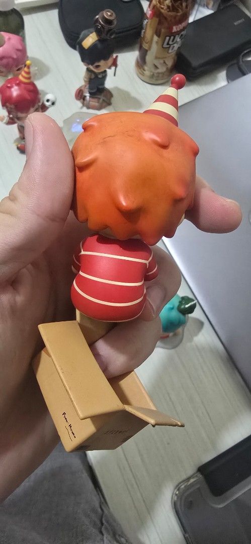 Hirono Nowhere Safe (Category: Designer & Blind Box Toys) located in Manila. Submitted by luckyphoenix-e629db (Listing ID 1465590012, Image 3). Description: Complete w/ Box, Foil and Card.