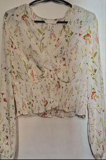 (Category: ) located in . Submitted by chicfinds.moon (Listing ID 1465687185, Image 1). Description: .