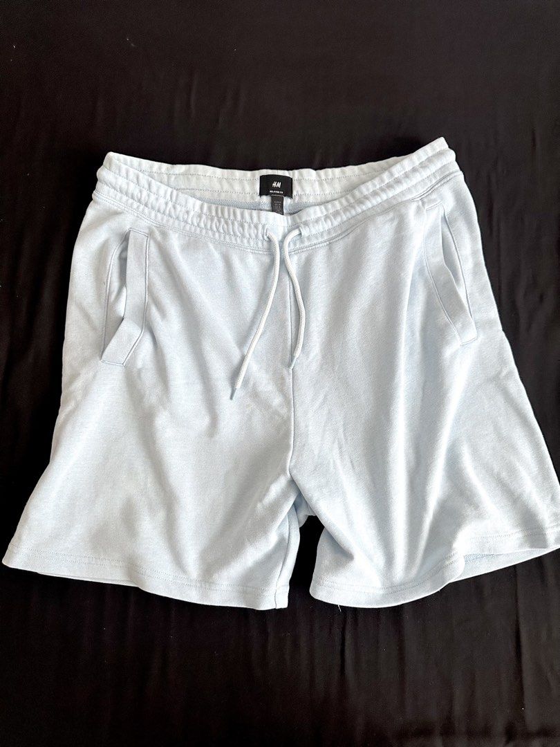 H&M Relaxed Fit Light Blue Shorts (Category: Shorts) located in Paranaque City. Submitted by kasheeko (Listing ID 1465621548, Image 1). Description: - Brand: H&M - Color: Light blue - Size: M Preloved Used once like new.