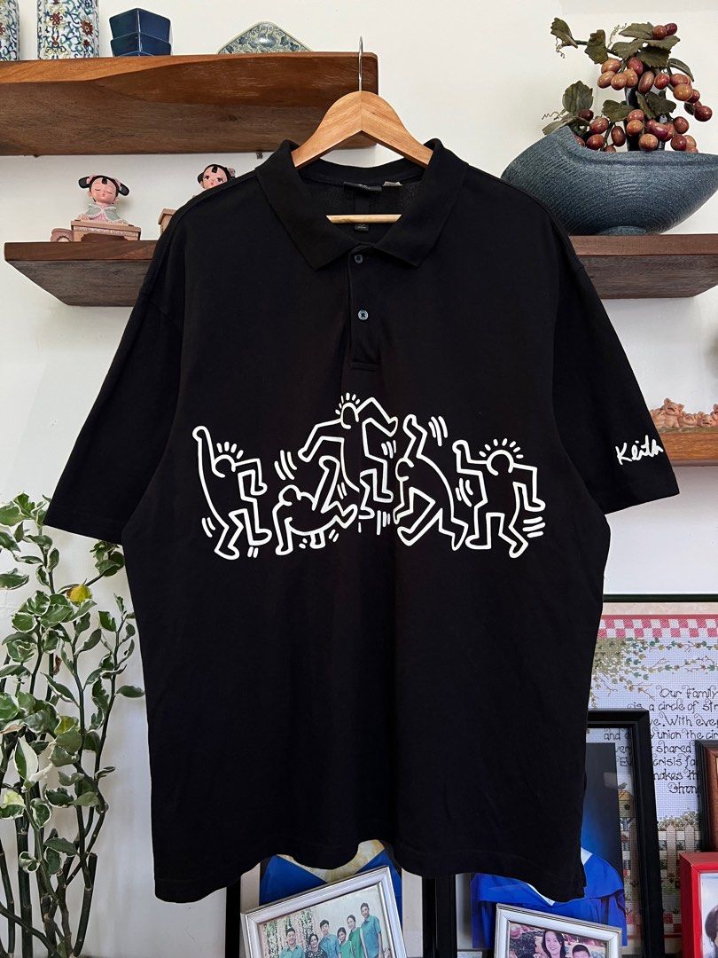 H&M X KEITH HARING (Category: Tshirts & Polo Shirts ) located in Solano. Submitted by aljoners (Listing ID 1465621291, Image 1). Description: Size: XL Width: 25 Length: 30 Color rate: 9.5/10 Condition: 10/10 Issue/s: None “Color may vary due to lighting”.