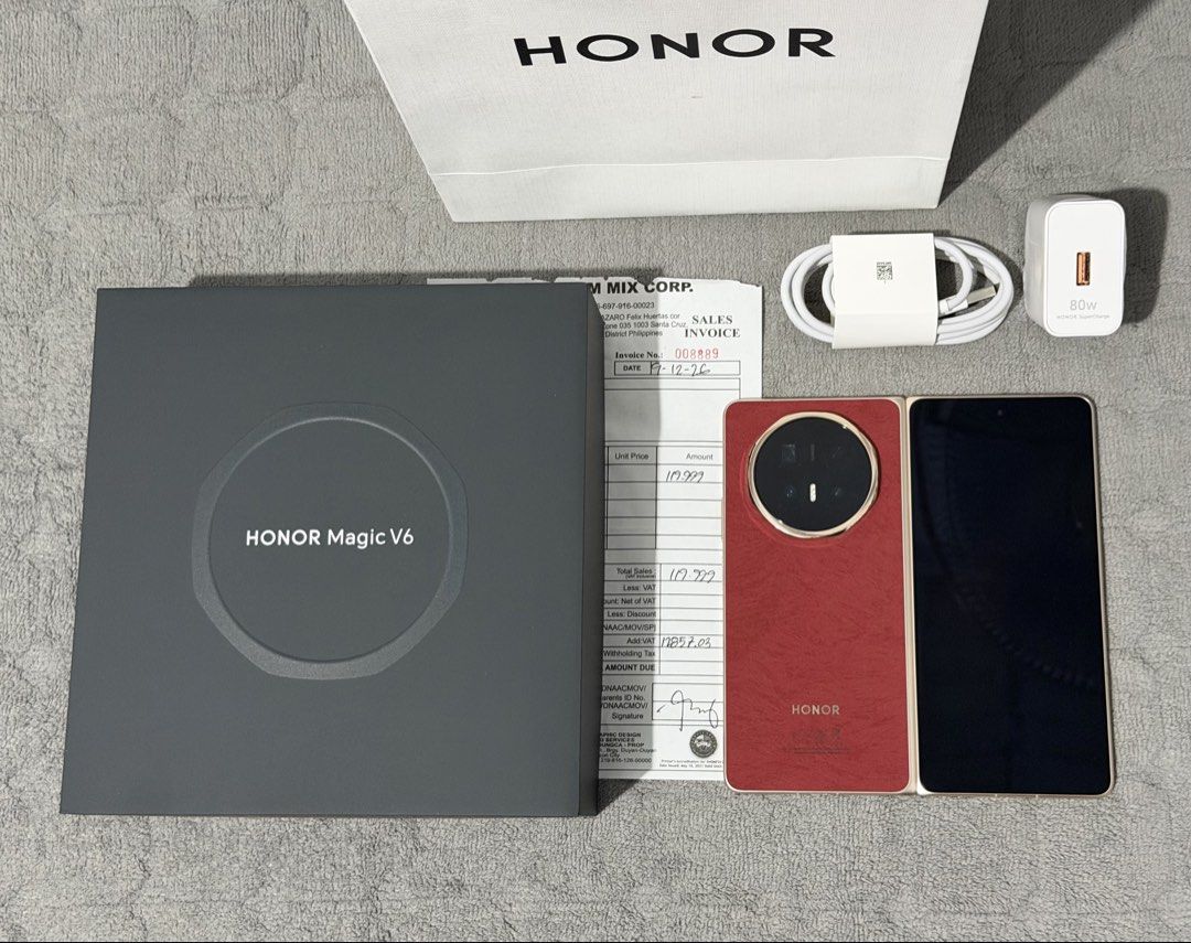 Honor Magic V6 512gb red with receipt from physical store (Category: Android Others) located in Manila. Submitted by primonching (Listing ID 1465689052, Image 1). Description: For sale Honor Magic V6 512gb red with receipt from honor physical store good as new 100% smooth. Complete standard package Bought it for 120k. Selling it for only 105k negotiable. Manila..