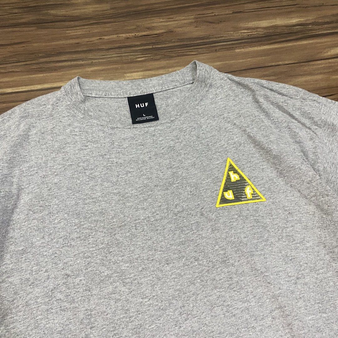 Huf Tshirt (Category: Tshirts & Polo Shirts ) located in Cebu City. Submitted by accurate.curations.ceb (Listing ID 1465705911, Image 3). Description: HUF tshirt Excellent Condition COLOR RATE: 9.5/10 Issues: None large Measurements: Width: 22 inches Length: 29 inches Price + Sf 📍Cebu Shipping via J&T NO COD/COP PAYMENT FIRST VIA GCASH OR BANK Unli vouch and VC for legitimacy dm if interested 📩.