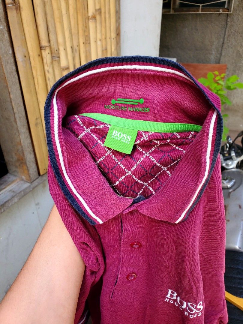 Hugo Boss (Category: Tshirts & Polo Shirts ) located in Digos. Submitted by makiboi2006 (Listing ID 1465710962, Image 3). Description: size medium 19.5width 27length good condition sign of usage sa collar.