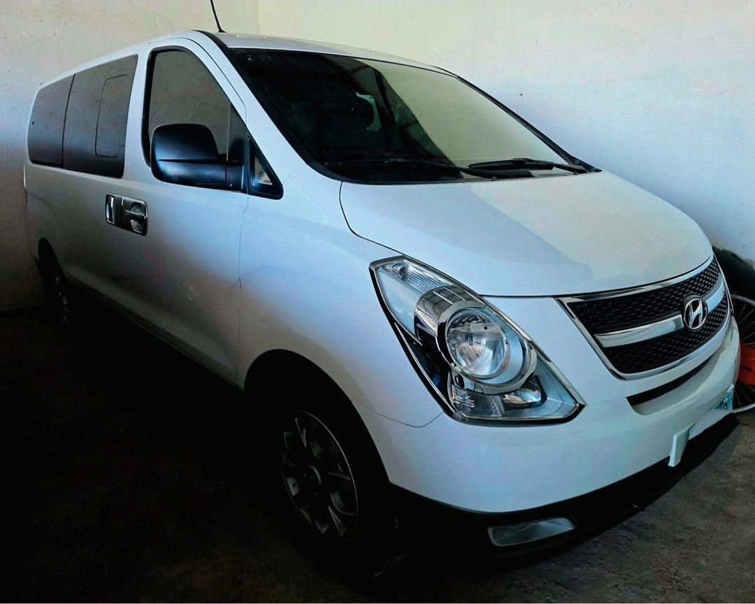 Hyundai Starex (Category: Used Cars) located in Binan City. Submitted by renanne11 (Listing ID 1464659619, Image 1). Description: FOR SALE 🔥 🚐 Hyundai Starex Gold ✅ 💰480,000 ✨Details: •2013 model •Automatic transmission •82k mileage •1st owner •Original leather seat •Navitopia stereo •3D matting ✨Condition: •Fresh in & Out •Good dual AC •Good paint/interior/engine/tires •No usok No talsik •Well maintain 🛖 Sto Tomas, Batangas.