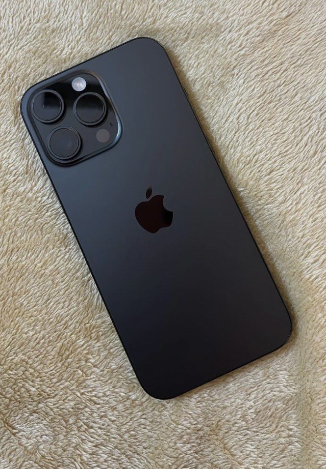 iPhone16 Promax 256GB (Category: iPhone 16 Series) located in Makati City. Submitted by solotraveller1576 (Listing ID 1465718085, Image 2). Description: For Sale iPhone16 Promax 256GB Black Titanium Unlocked With Box and Charge Cable .