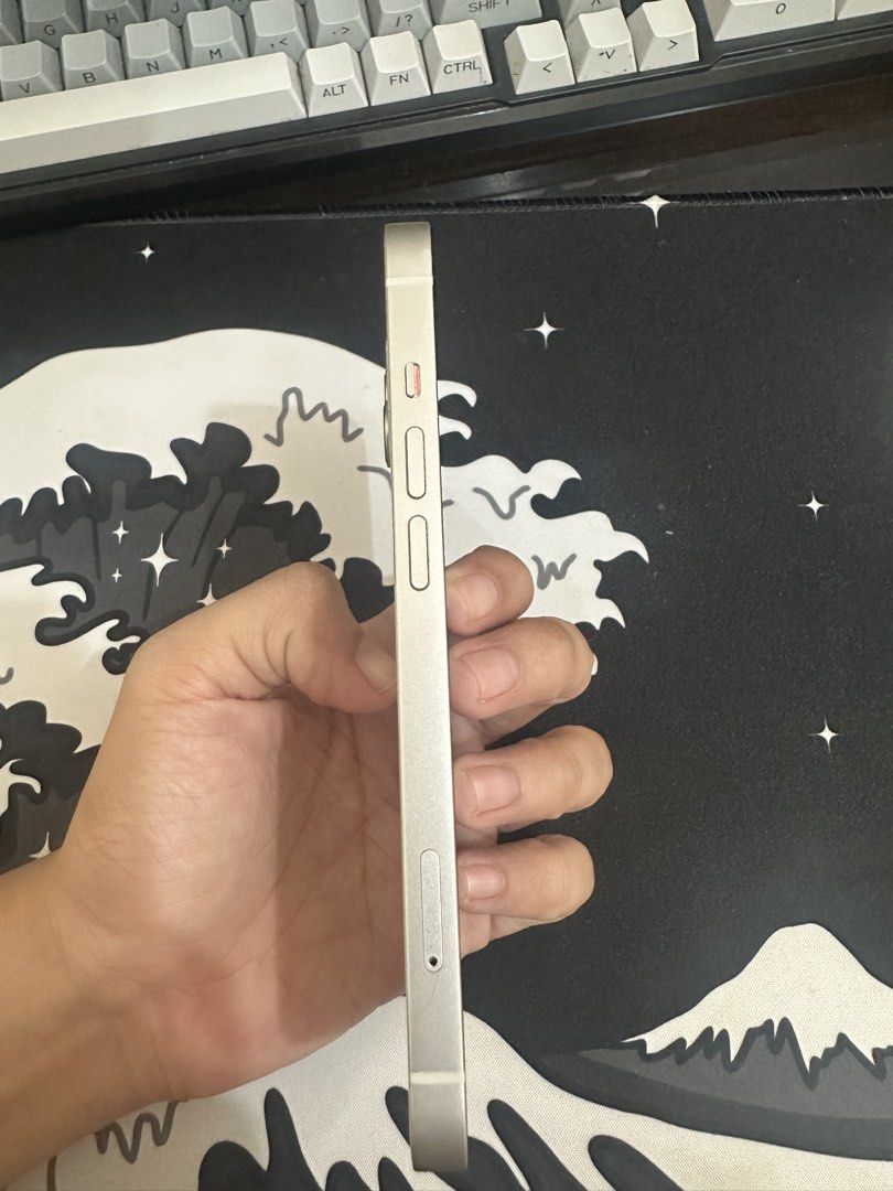 IPHONE 13 128GB STARLIGHT (Category: iPhone 13 Series) located in Baguio. Submitted by surplusbaguio.shop (Listing ID 1465637509, Image 3). Description: IPHONE 13 128GB STARLIGHT • 128GB STORAGE • STARLIGHT • 84% BATTERY HEALTH • NO SIM RESTRICTIONS • NO ISSUE • NO HISTORY OF REPAIR • VERY CLEAN CONDITION • MINIMAL TO NO VISIBLE MARKS INCLUSIONS: • PHONE • CORD • 1 CASE SWAP: Open to swap for iPad Air 5th Generation or newer • Wi-Fi only is okay 