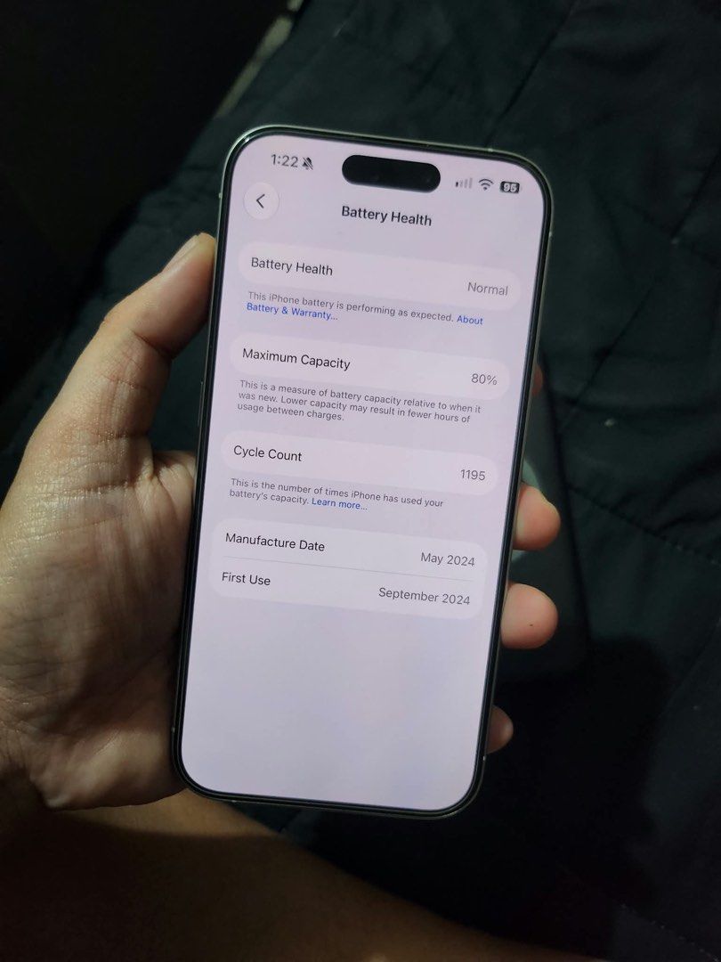 iPhone 15 Pro 256GB (Category: iPhone 15 Series) located in Quezon City. Submitted by ken_aaaa (Listing ID 1465630191, Image 2). Description: iPhone 15 Pro 256GB Factory Unlock - Any sim with same imei box No history of repair Original all parts Dual physical sim because its China Variant IOS 27 Makinis pwede sa maarte RFS: Need cash.