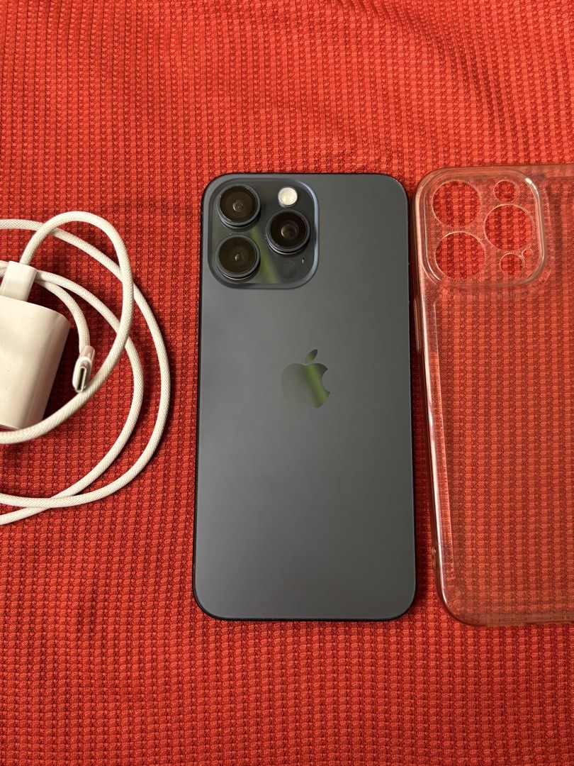 IPHONE 15 pro max 256gb (Category: iPhone 15 Series) located in Manila. Submitted by calmbird.phoenix (Listing ID 1465631868, Image 1). Description: IPHONE 15 pro max 256gb BYPASS bawal update/reset Wifi or Hotspot used pwede niyo palagyan ng ESIM True Tone and Face ID Working ✅ 89% battery 🔋 Repair: Napalitan ng Display and Camera pero galing iphone unit din.