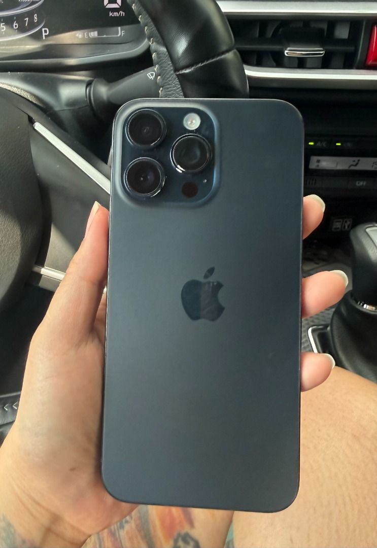 IPHONE 15 PROMAX (RUSHHHH) (Category: iPhone 15 Series) located in San Pablo. Submitted by calmhawk.60c993 (Listing ID 1465601777, Image 1). Description: Iphone 15 promax Hk variant Openline 79 batt health (once a day lang po ako magcharge) All original parts hindi pa narepair or naopen -UNIT ONLY (BILI NA LANG KAYO CHARGER MURA LANG NAMAN TYPE C) ISSUE : -MAY HAIRLINE SA SCREEN PERO HINDI SIYA NOTICEABLE PAG DARK MODE (PLS CHECK NIO SA PHOTOS OR