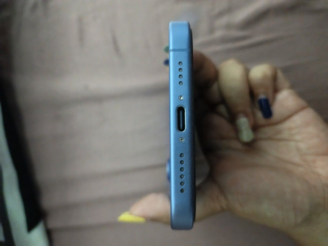 iPhone 16 Plus Ultramarine (Category: iPhone 16 Series) located in Manila. Submitted by kristineloriellegh (Listing ID 1465618273, Image 3). Description: For Sale iPhone 16 Plus 128 gb Ultramarine 93% batt health 327cc No issues 99% smooth NTC approved Factory unlocked (any sim will do) With original box and original charging cable Tempered glass installed PM for interested Negotiable for sure buyers :) Can do lalamove or lbc Sampaloc, Manila are