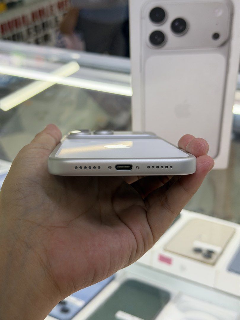 IPHONE 17 PRO MAX 256 (ESIM) (Category: iPhone 17 Series) located in San Juan City. Submitted by gadgetariangh_bea (Listing ID 1465739807, Image 3). Description: Now available 📌 ■ iPhone 17 Pro Max (ESIM) ■ ▪︎ 256GB ▪︎ Factory Unlocked ▪︎ ESIM ▪︎ 100% battery health Color: Silver ₱63,990 only (256GB Esim) Swap | COD | Bank transfer | Gcash | Credit card accepted ■ 0931-900-0997📍 ■ Gadgetarian GH - Bea📍.