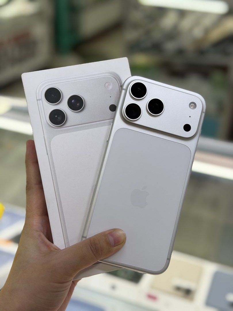 IPHONE 17 PRO MAX 256 (ESIM) (Category: iPhone 17 Series) located in San Juan City. Submitted by gadgetariangh_bea (Listing ID 1465739807, Image 1). Description: Now available 📌 ■ iPhone 17 Pro Max (ESIM) ■ ▪︎ 256GB ▪︎ Factory Unlocked ▪︎ ESIM ▪︎ 100% battery health Color: Silver ₱63,990 only (256GB Esim) Swap | COD | Bank transfer | Gcash | Credit card accepted ■ 0931-900-0997📍 ■ Gadgetarian GH - Bea📍.