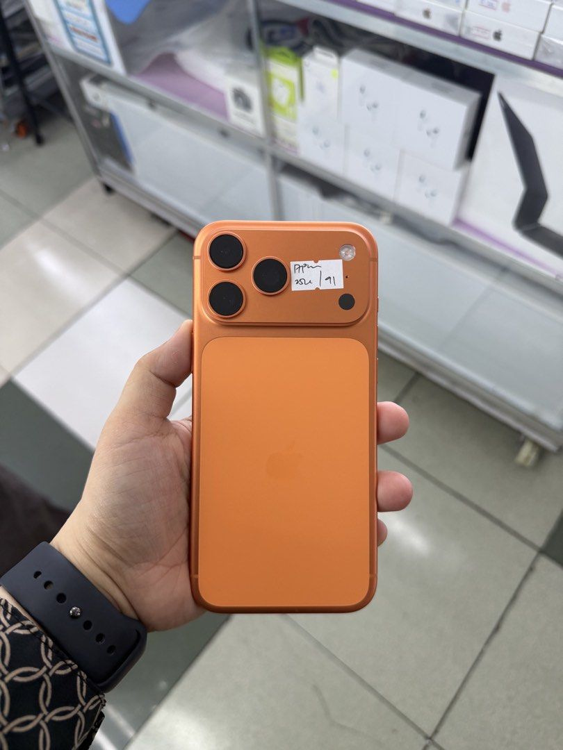 Iphone 17 Pro Max 256gb 91% BH FU NTC No issue (Category: iPhone 17 Series) located in San Juan City. Submitted by javedsgadgetshop (Listing ID 1465583111, Image 2). Description: PTPA : Padelete po if bawal ❌ Here's the QUICK INFO ➡️ iphone 17promax ➡️ 256gb ➡️ Orange COLOR ➡️ Factory Unlock ➡️ Physical sim + esim ➡️ 98% MAKINIS & 91% BATT ➡️ STORE WARRANTY ➡️ WITH Charger & Case, Temp - serial can be check on apple website |Money back if its pro