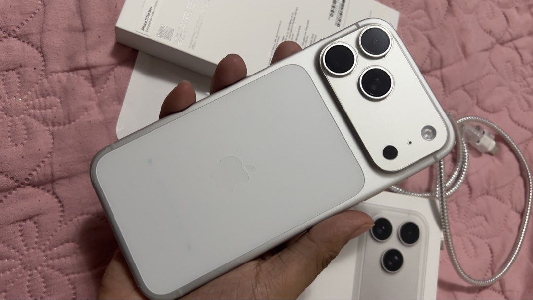 Iphone 17 Promax - 256 Gb (Category: iPhone 17 Series) located in Manila. Submitted by silver_chuchay08 (Listing ID 1465754948, Image 3). Description: 📱 iPhone 17 Pro Max 256GB — ₱76,000 LIKE NEW / VERY WELL TAKEN CARE OF ✨ Selling my iPhone 17 Pro Max 256GB, only used since September 2026. 🔋 100% Battery Health 🔄 Only 19 Battery Cycles 📅 First Use: September 2026 🏪 Purchased from Beyond the Box 🧾 With receipt if needed 📦 Complete box & or