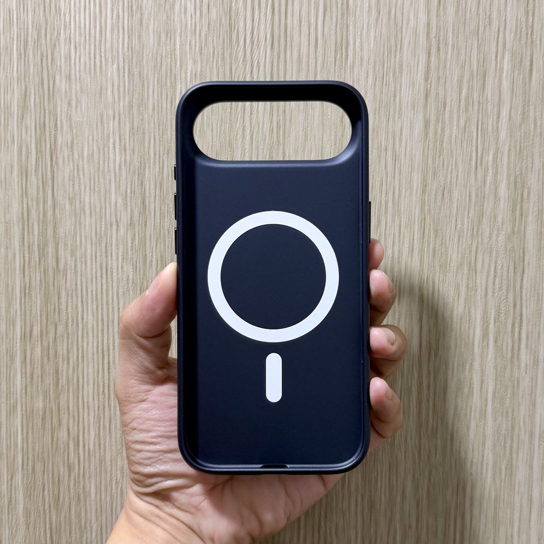 iPhone Air MagSafe Case - ₱850 (Category: Cases & Sleeves) located in Taguig. Submitted by cee.declutters (Listing ID 1465678137, Image 3). Description: iPhone Air MagSafe Case - ₱850 New. Opened for testing only. No issues. Colorway: Blue Brand: Sanptoch Pick-up at my location in Taguig or shipping anywhere via Lalamove/JNT (SF c/o buyer).