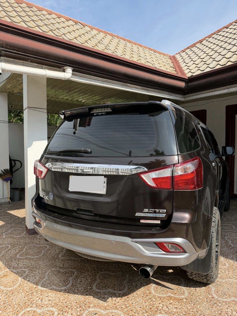 Isuzu Mu-X (Category: Used Cars) located in Manila. Submitted by cedbax (Listing ID 1465645345, Image 2). Description: FOR SALE: 2018 Isuzu 3.0 Liter Engine Automatic Transmission 4x2 negotiable price 950k Vehicle Specifications & Highlights: Year / Model: 2018 Isuzu Mux Mileage: 46,000 km only (Low mileage) Engine / Fuel: 3.0L Blue Power Diesel Transmission: Automatic Color: Brown Maintenance & Condition: 🔋 Newly replaced battery (Brand new, st