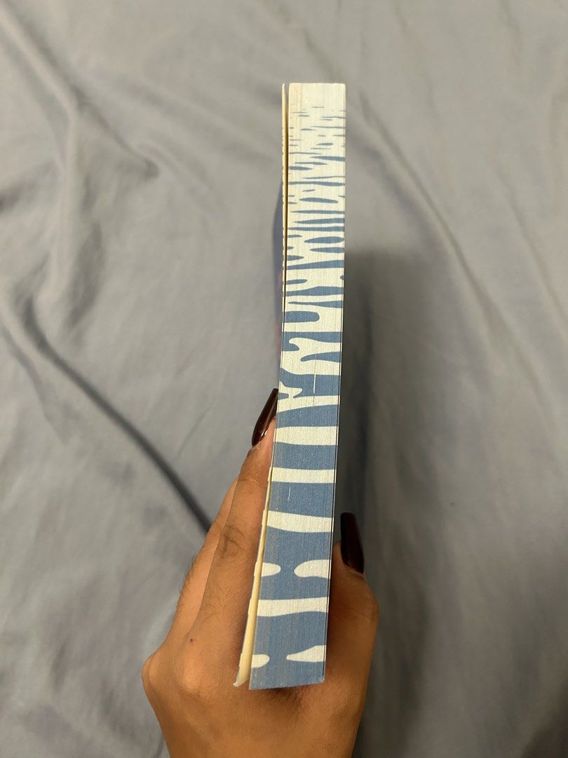 It's Not Summer Without You by Jenny Han paperback (Category: Storybooks) located in Hermosa. Submitted by dlwrlma00 (Listing ID 1465690849, Image 2). Description: 1 week old lol, have not used this and planning to sell cos my friend bought me another copy without telling me lol .