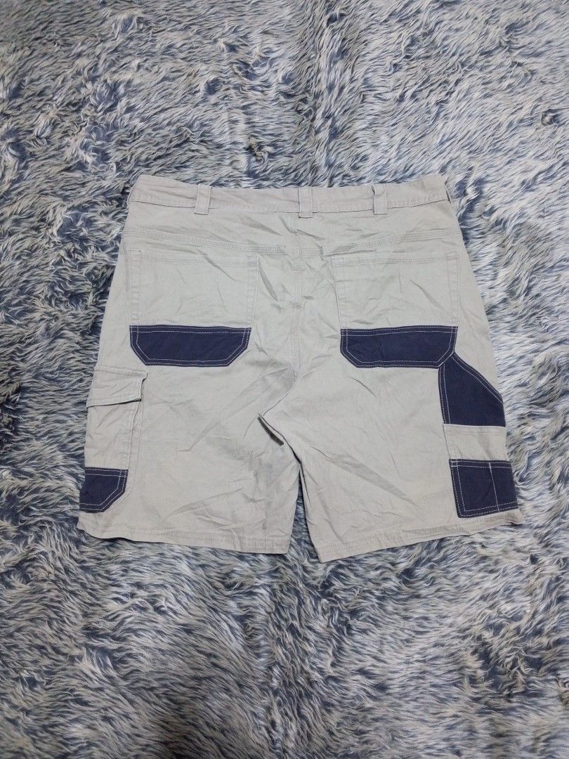 JACKEROO carpenters jorts (Category: Shorts) located in Manila. Submitted by pagatpatan59259 (Listing ID 1465649646, Image 1). Description: JACKEROO carpenters jorts Size: 36 / Price: 650+SF.
