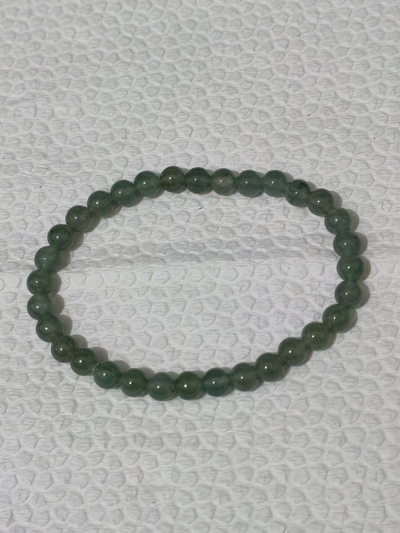 Jadeite Bracelet (Category: Bracelets) located in Bacoor. Submitted by jadeitemaster (Listing ID 1465748177, Image 3). Description: Small mm icyyy green. Elegant.
