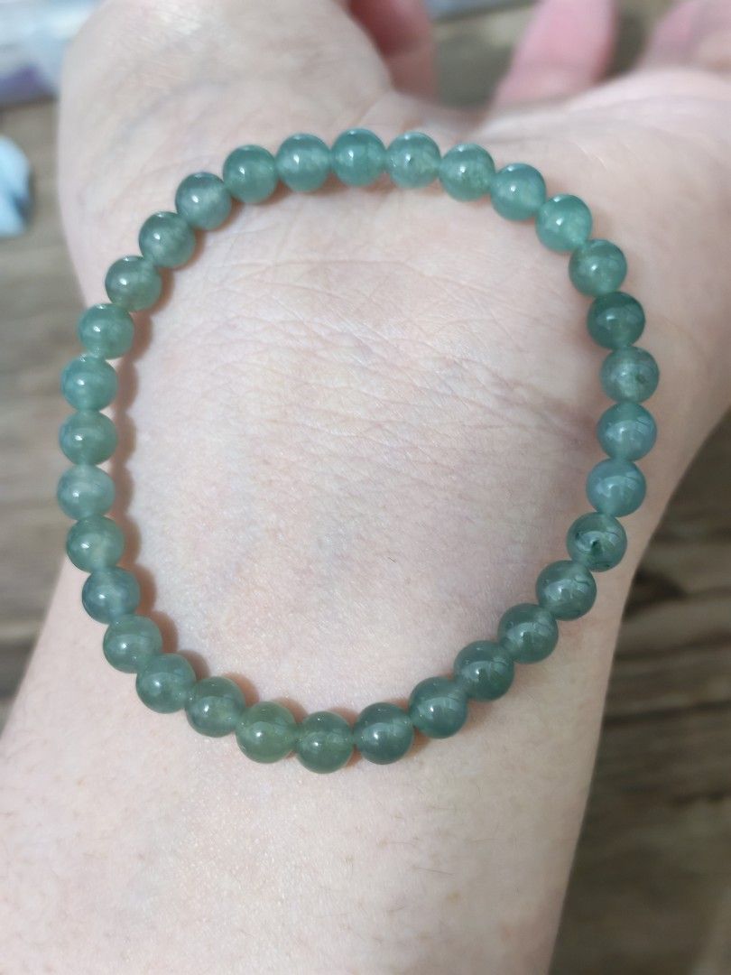 Jadeite Bracelet (Category: Bracelets) located in Bacoor. Submitted by jadeitemaster (Listing ID 1465748177, Image 1). Description: Small mm icyyy green. Elegant.