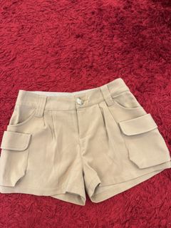 (Category: ) located in . Submitted by dolphinees (Listing ID 1465674159, Image 1). Description: .
